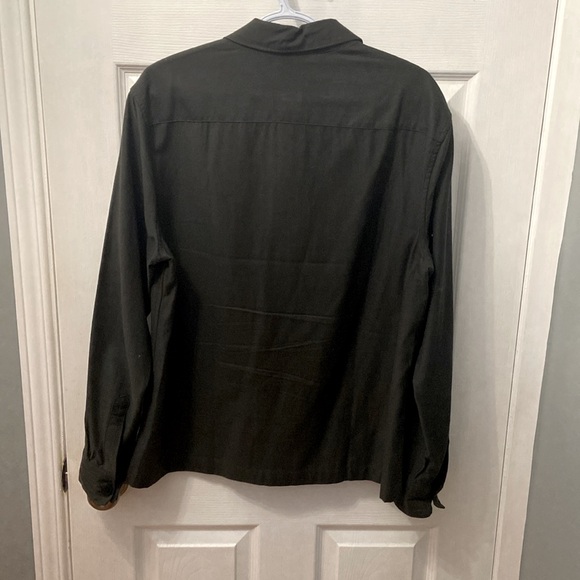 H&M Men’s button-up - Picture 3 of 3